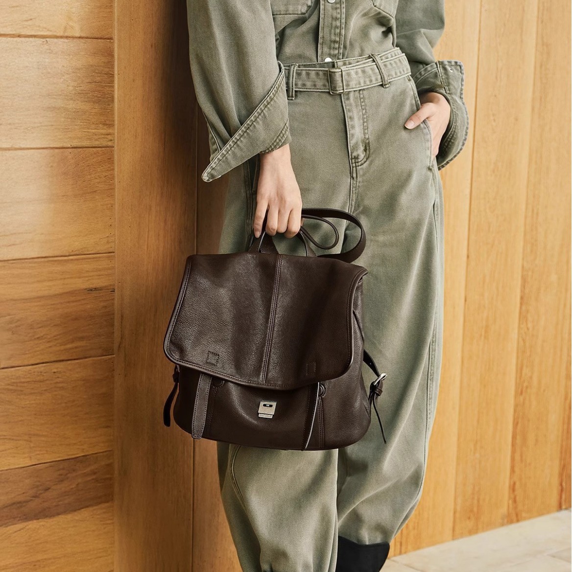 Personalized Waxed Canvas Mess - Business Backpack Brief 리뷰 및 가격